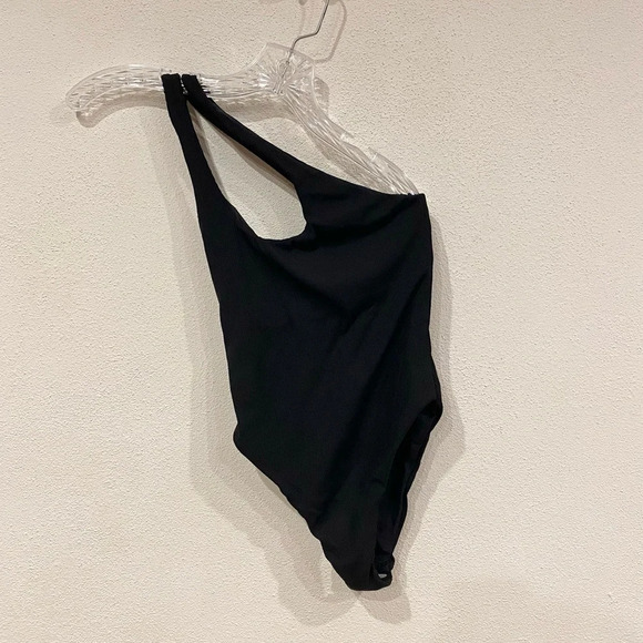 NEW L*Space Ribbed Phoebe One Piece Swimsuit Size 4 - Picture 2 of 4